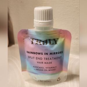 TRULY Rainbows In Mirrors Split End Treatment